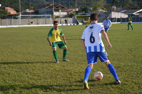Filipe, do Barrense, para na frente do marcador...