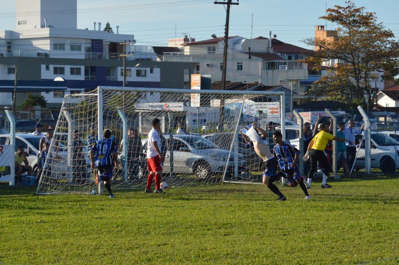 David foi a loucura com seu gol, depois de inúmeras tentativas. (Foto: Lucas Gabriel Cardoso)