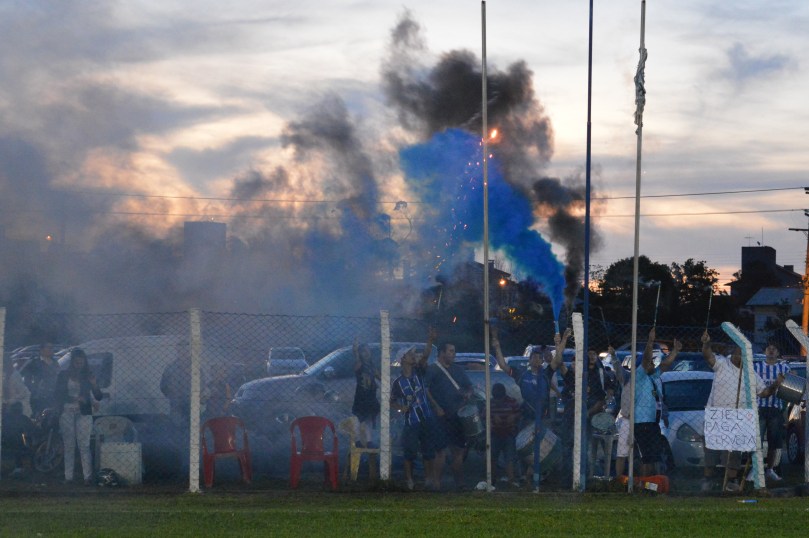 Pirotecnia não é crime. (Foto: Lucas Gabriel Cardoso)