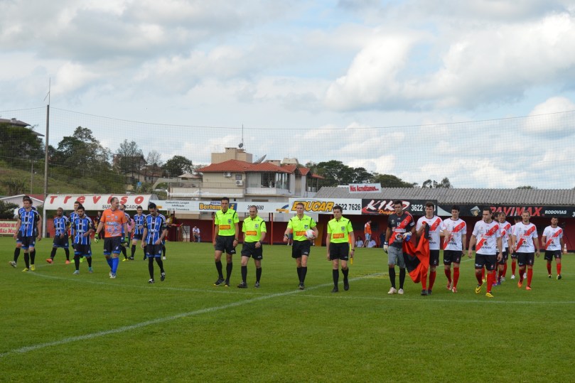 Entrada padrão FIFA. (Foto: Lucas Gabriel Cardoso)