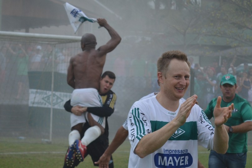 Floresta x Atlético Pomerodense7