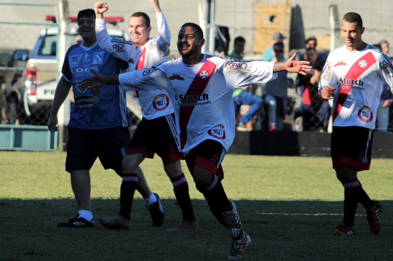 Vera Cruz x Floresta22