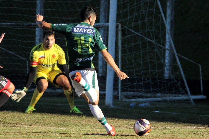 Vera Cruz x Floresta43