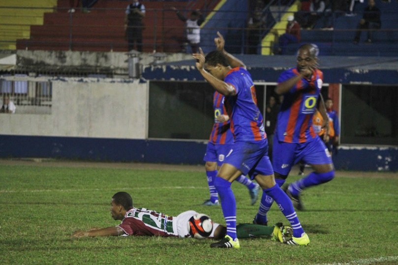 Marcilio Dias x Fluminense61