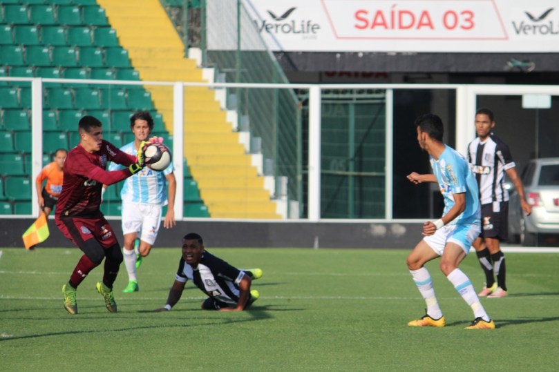 Figueirense x Avai25