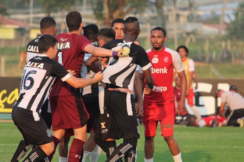 Figueirense x Internacional40