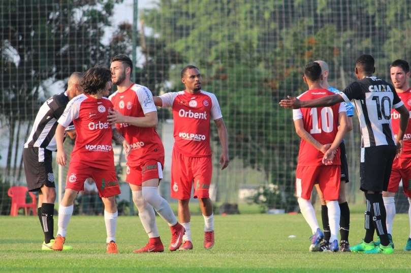 Figueirense x Internacional47