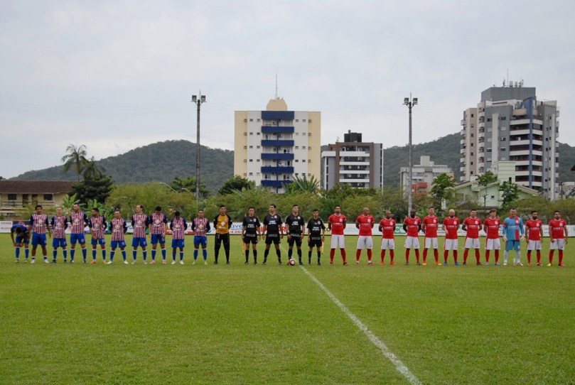 America x Carlos Renaux04