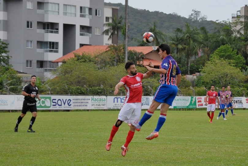 America x Carlos Renaux08