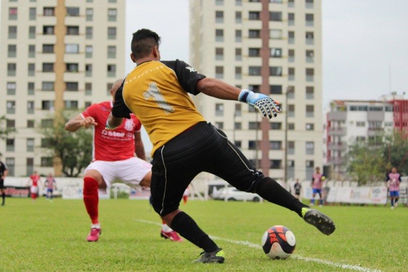 America x Carlos Renaux11