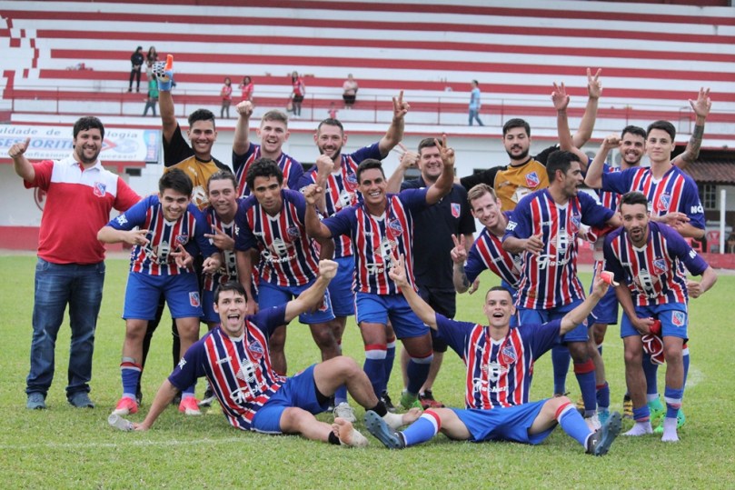 America x Carlos Renaux28