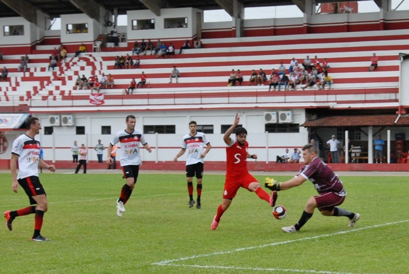 Cometa x Metropolitano24