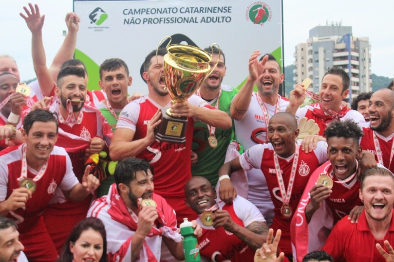 Metropolitano x Carlos Renaux80