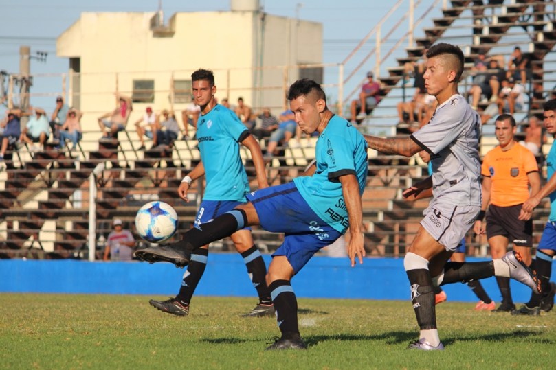 El Porvenir x Argentino014