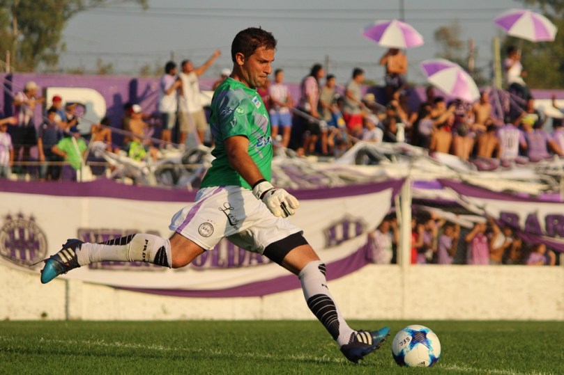 Sacachispas x Tristan Suarez106