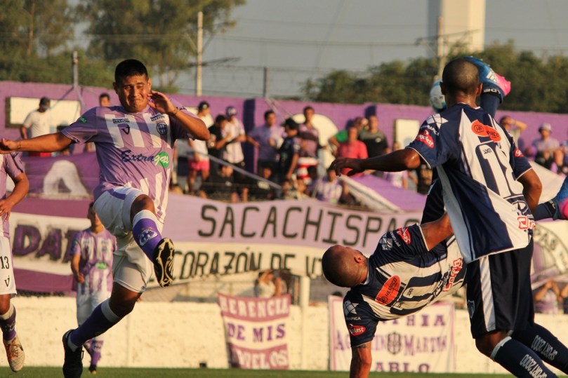 Sacachispas x Tristan Suarez110