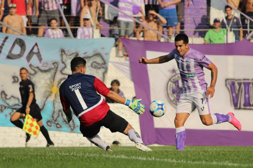 Sacachispas x Tristan Suarez122