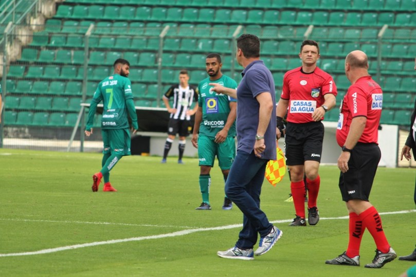 Figueirense x Metropolitano31