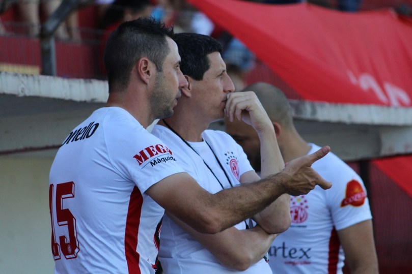 Metropolitano_Ferroviários72